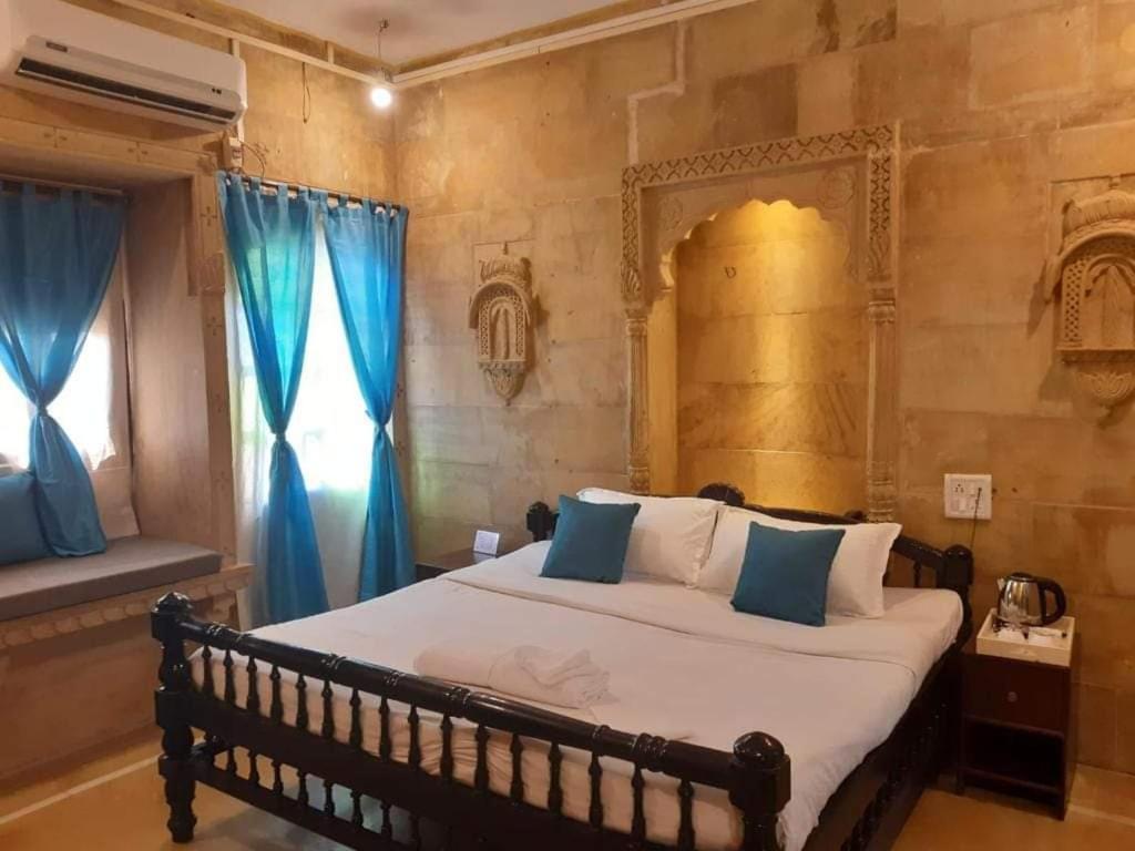 Hotel Nirmal Haveli Jaisalmer Quarto foto